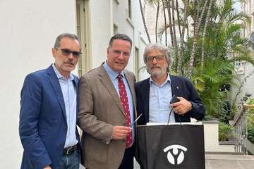  El Parlamento de Canarias se suma a la iniciativa â€˜Tod@s pintan en Yrichenâ€™/TA.