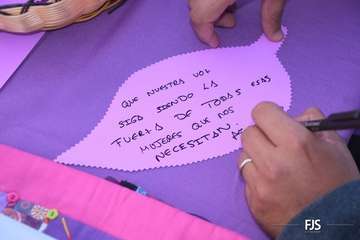 Acto central y lectura del manifiesto por el 25-N/FJS Fotografía y Antonio Alí.