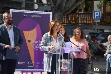 Acto central y lectura del manifiesto por el 25-N/FJS Fotografía y Antonio Alí.