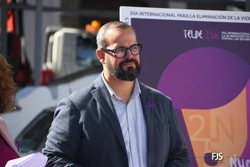 Acto central y lectura del manifiesto por el 25-N/FJS Fotografía y Antonio Alí.