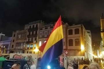 Telde, en la marea violeta que inunda las calles de la capital grancanaria/TA.