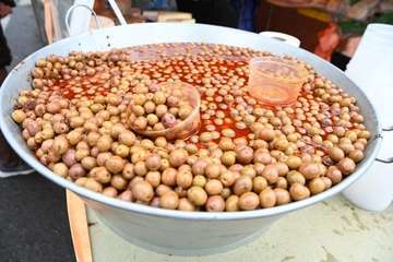 La feria de ganado y la venta de productos típicos animan el día principal de las fiestas de Jinámar/Antonio Alí.