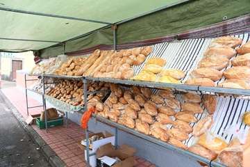 La feria de ganado y la venta de productos típicos animan el día principal de las fiestas de Jinámar/Antonio Alí.