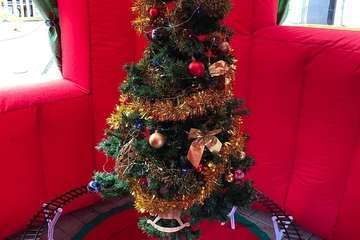 Los elfos abren su casa a los niños de Telde/TA.