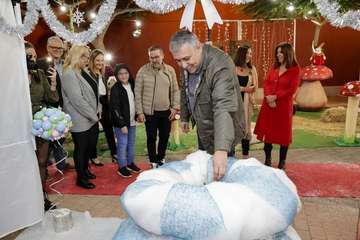  La Casa de la Navidad de Telde ultima los detalles para abrir sus puertas a las familias este lunes/TA.  
