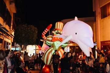 Éxito rotundo del pasacalles navideño en Los Llanos de Telde/TA.