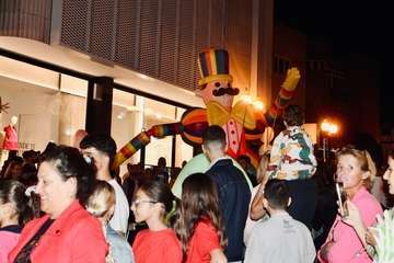 Éxito rotundo del pasacalles navideño en Los Llanos de Telde/TA.