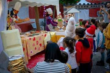  Miles de familias pasan por la Casa de la Navidad de Telde/TA.