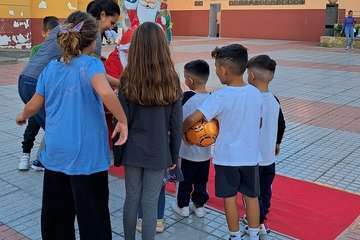  Papá Noel se hace gariteño/TA.