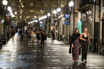 Los más jóvenes alargaron la fiesta hasta la mañana, con el tradicional desayuno de churros y chocolate/Acfi Press.