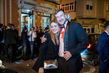 Los más jóvenes alargaron la fiesta hasta la mañana, con el tradicional desayuno de churros y chocolate/Acfi Press.