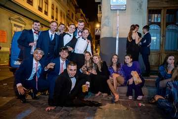 Los más jóvenes alargaron la fiesta hasta la mañana, con el tradicional desayuno de churros y chocolate/Acfi Press.