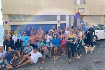 Salinetas se moja con la tradición en el primer día del año/TA.