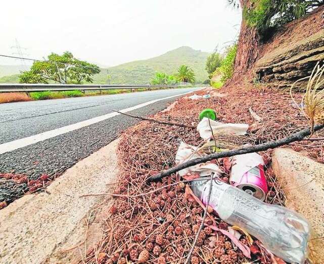 Envases, mascarillas, botellas o latas son algunos de los residuos más frecuentes. / C7