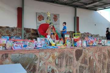 El paje real hace escala en La Majadilla (Telde) en una jornada solidaria con los más vulnerables/TA.