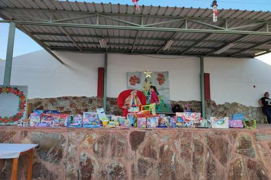El paje real hace escala en La Majadilla (Telde) en una jornada solidaria con los más vulnerables/TA.