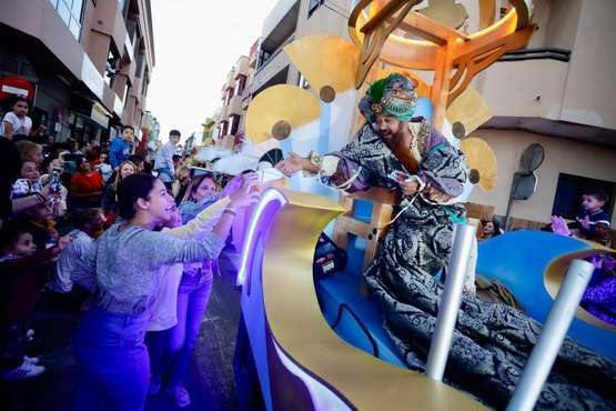 Cabalgata de Reyes de Telde/Antonio Alí y TA.