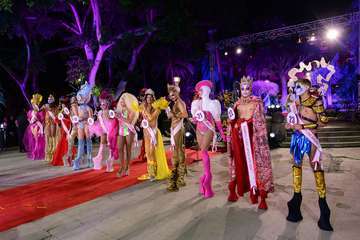 Prsesentación y sorteo del orden de participación de los aspirantes al título de Drag Queen 2023/TA.