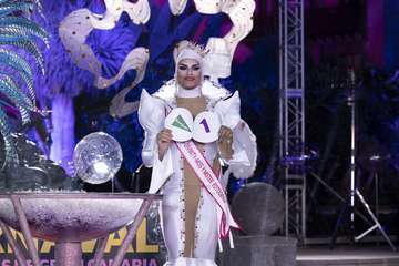 Prsesentación y sorteo del orden de participación de los aspirantes al título de Drag Queen 2023/TA.