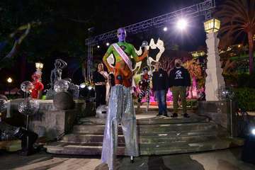 Prsesentación y sorteo del orden de participación de los aspirantes al título de Drag Queen 2023/TA.