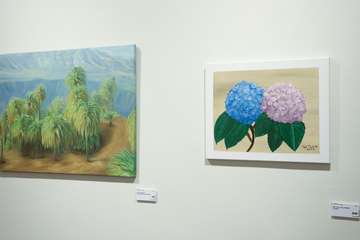 Más de 40 personalidades de la política se juntan para la exposición â€˜Todas pintan en Yrichenâ€™/Acfi Press.