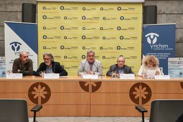 Más de 40 personalidades de la política se juntan para la exposición â€˜Todas pintan en Yrichenâ€™/Acfi Press.