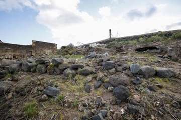 Un vecino compra una finca junto a Tara, en Telde, con varias cuevas que podrían ser prehispánicas/Canarias7. 