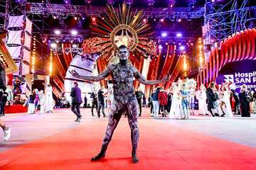 Tapicería Peñate, de Telde, se lleva el tercer premio del concurso de Maquillaje Corporal de 'Studio 54'/Lpcarnaval.