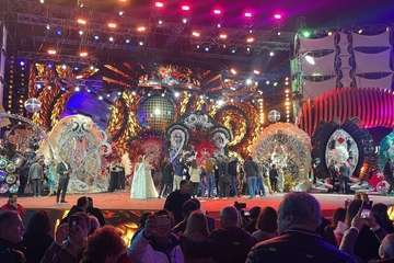 Lola Ortíz, representante de la firma teldense Tapicería Peñate, nueva Reina del Carnaval de la capital grancanaria/TA y Lpacarnaval.