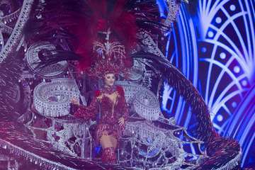 Lola Ortíz, representante de la firma teldense Tapicería Peñate, nueva Reina del Carnaval de la capital grancanaria/TA y Lpacarnaval.