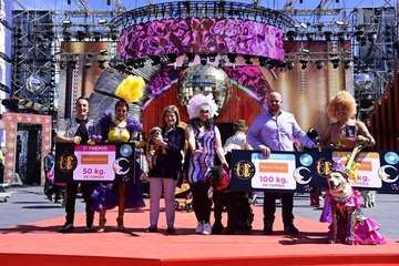  Channel vuelve a subirse al trono del Carnaval Canino con la fantasía 'Platinium'/Lpacarnaval.