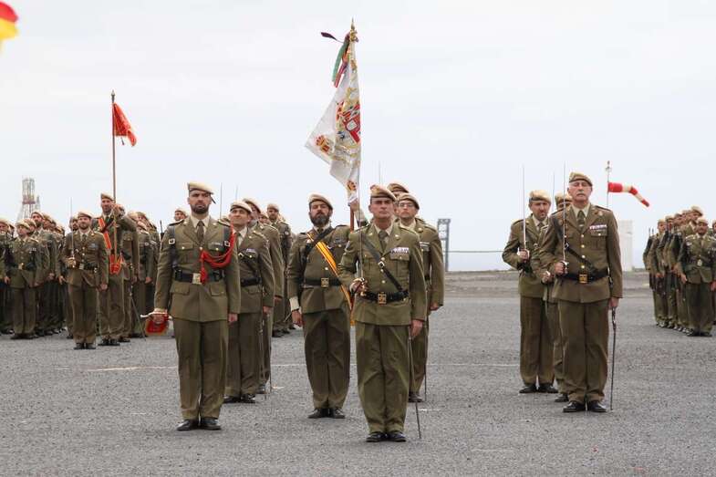 Soldados del Regimiento de Infantería Canarias número 50/TA.
