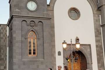 Telde asiste al solemne acto de Arriado de Bandera y Homenaje a los Caídos/TA, Antonio Alí y Jesús Ruiz Mesa.