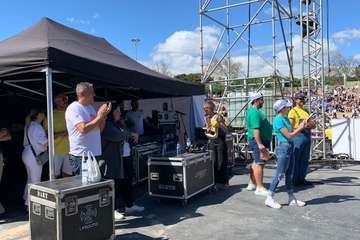 El Festival Holi da un toque multicolor al Carnaval Infantil de Telde/TA.