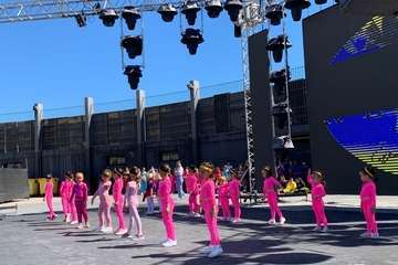 El Festival Holi da un toque multicolor al Carnaval Infantil de Telde/TA.