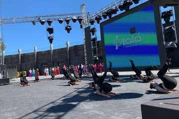 El Festival Holi da un toque multicolor al Carnaval Infantil de Telde/TA.