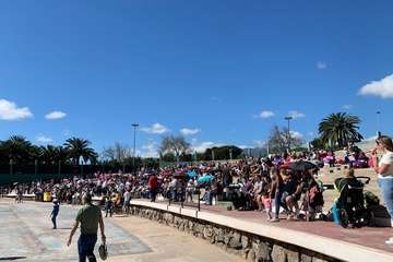 El Festival Holi da un toque multicolor al Carnaval Infantil de Telde/TA.