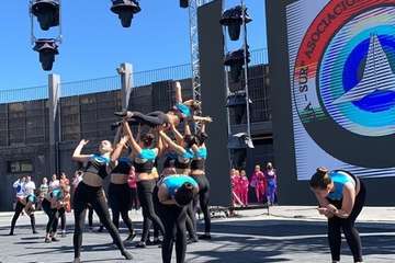 El Festival Holi da un toque multicolor al Carnaval Infantil de Telde/TA.