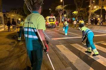 La multitudinaria cabalgata deja 8 toneladas de residuos en las calles de Telde/TA.