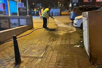 La multitudinaria cabalgata deja 8 toneladas de residuos en las calles de Telde/TA.