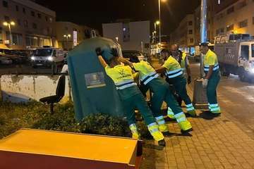 La multitudinaria cabalgata deja 8 toneladas de residuos en las calles de Telde/TA.