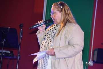 Diversión y política se dan cita en Las Longueras en el arranque de sus fiestas patronales/FJS Fotografía.