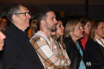 Diversión y política se dan cita en Las Longueras en el arranque de sus fiestas patronales/FJS Fotografía.