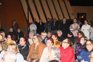 Diversión y política se dan cita en Las Longueras en el arranque de sus fiestas patronales/FJS Fotografía.