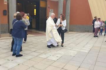  Las Longueras procesiona a su patrono en el día grande de sus fiestas/TA.