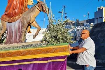 Procesión de La Burrita y concierto de música sacra en Lomo Magullo (Telde)/TA e Ildefonso Rodríguez.