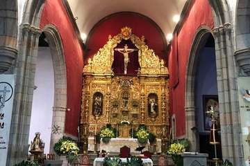 Monumentos florales en la Basílica de San Juan e Iglesia de Los Llanos de Telde/TA.