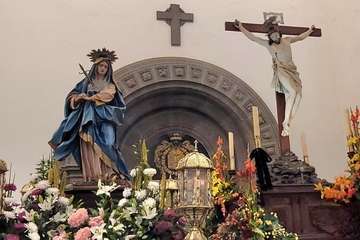 Procesión de la mantilla blanca en Vegueta/Jesús Ruiz Mesa.