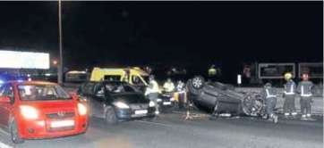 Imagen del vuelco del vehículo en la GC-1 (Foto Gerardo Montesdeoca-C7)