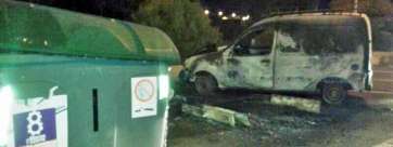 Uno de los vehículos afectados, en La Loma (Foto TA)